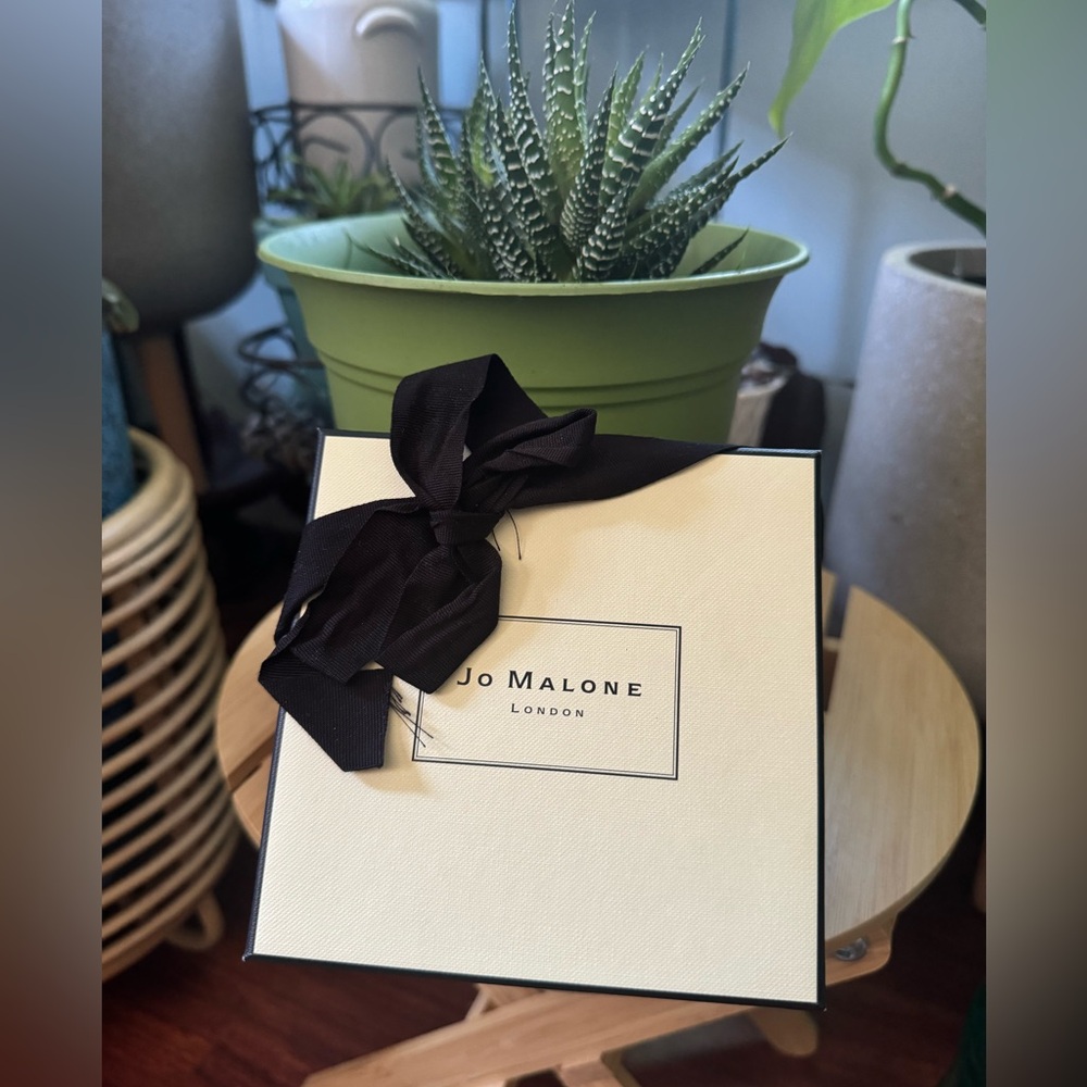 JO MALONE BOX